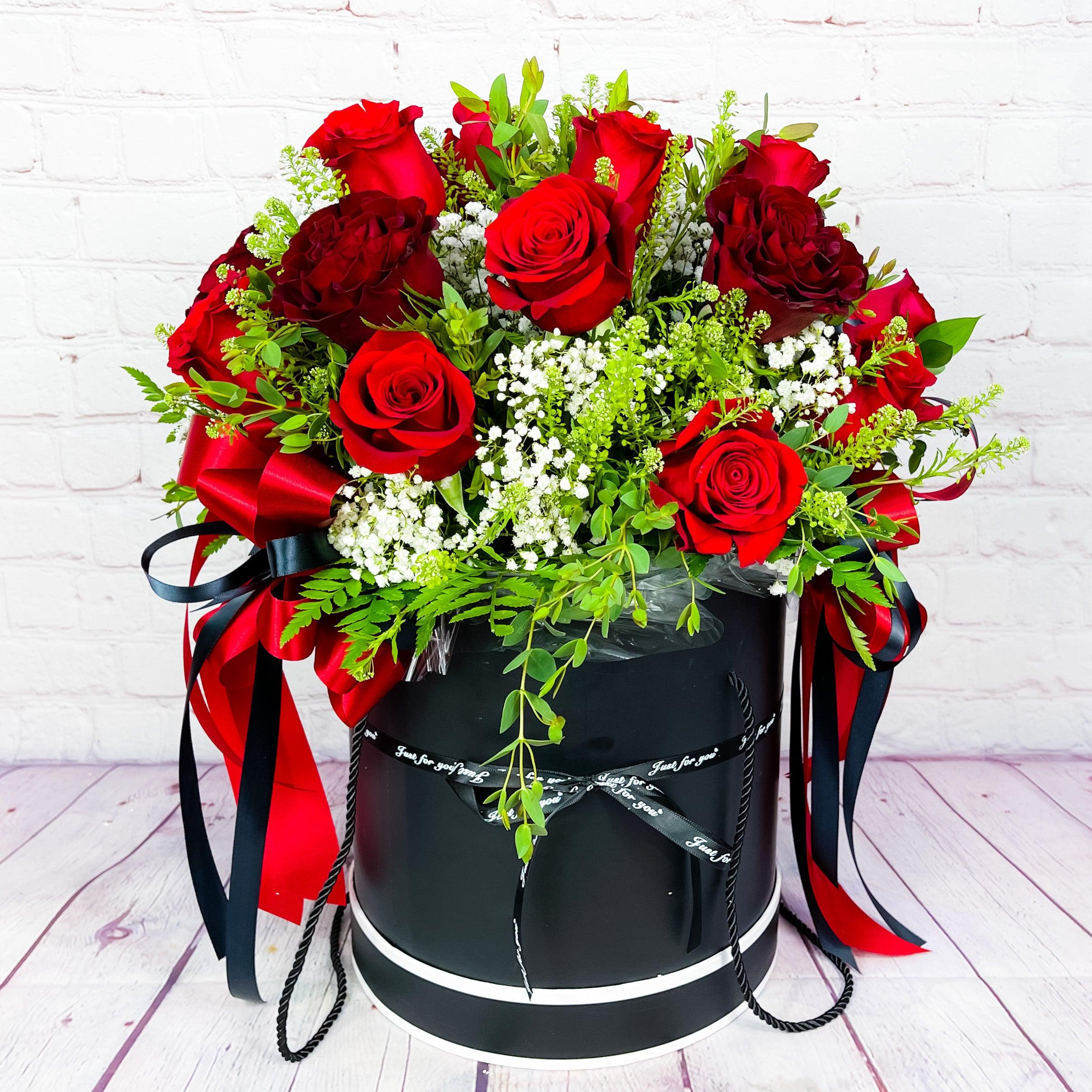 The Colored Rose Hat Box 2 in Oakland Park, FL | WJM Floral & Events