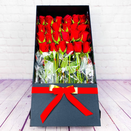 Luxury Lovers Gift Box - 2 Dozen Roses