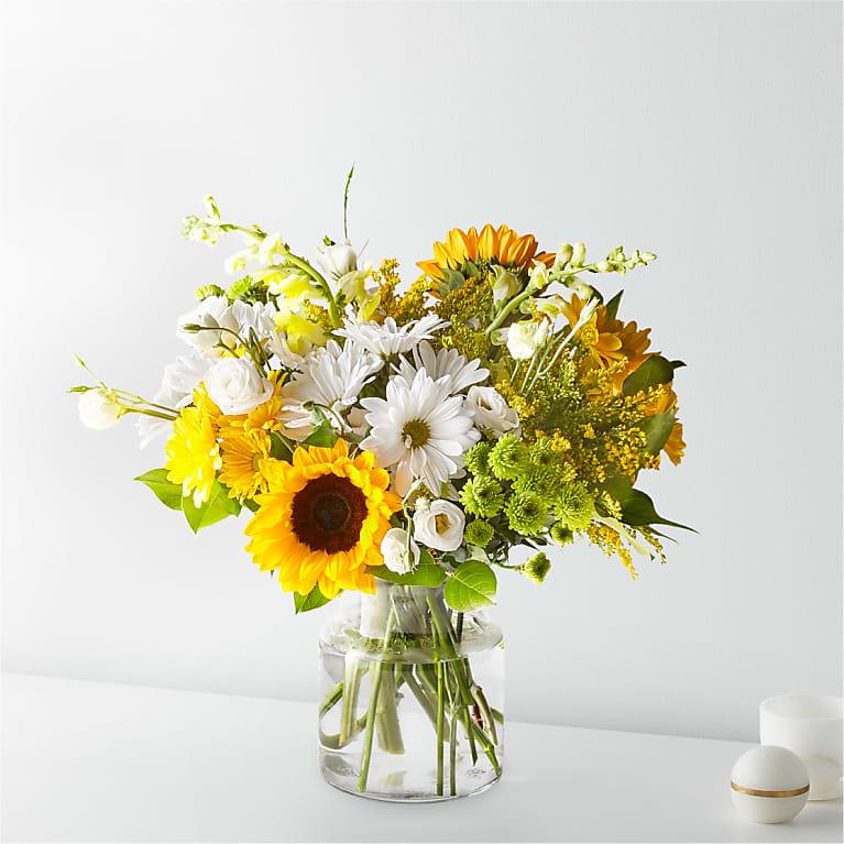 Hello Sunshine Bouquet - DGM Flowers  | Fort Lauderdale Florist